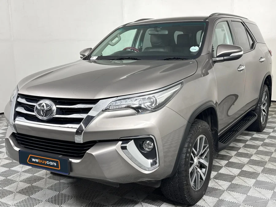 Used 2016 Toyota Fortuner 2.8GD-6 4x4 auto - WeBuyCars The Dome Used 2016 Toyota Fortuner 2.8GD-6 4x4 auto - WeBuyCars The Dome