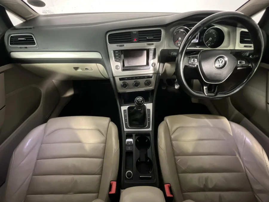 Used 2014 Volkswagen Golf 2.0TDI Comfortline - WeBuyCars Lansdowne