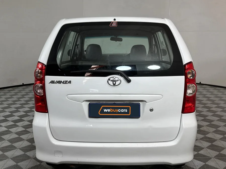 Preloaded Image 12