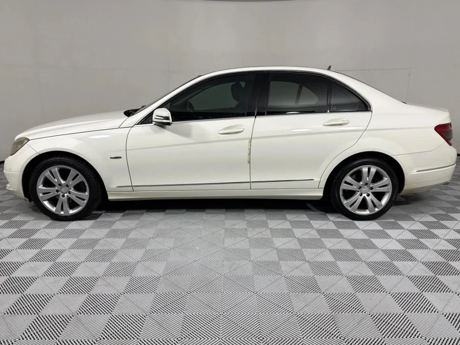 Used 2009 Mercedes-Benz C-Class C220CDI Avantgarde Touchshift - WeBuyCars Vereeniging Used 2009 Mercedes-Benz C-Class C220CDI Avantgarde Touchshift - WeBuyCars Vereeniging