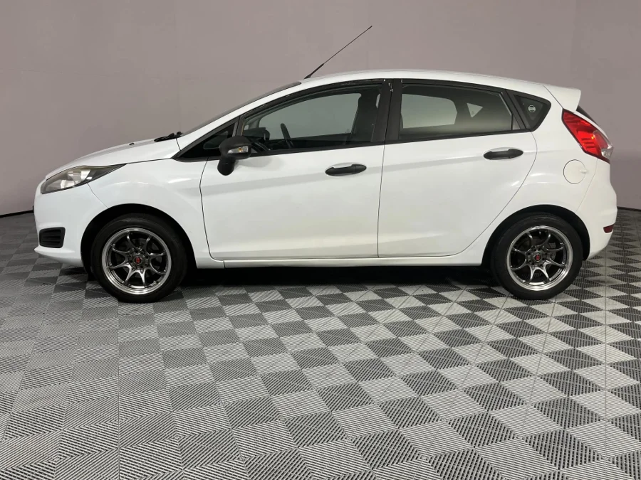Used 2015 Ford Fiesta 5-door 1.4 Ambiente - WeBuyCars Lansdowne Used 2015 Ford Fiesta 5-door 1.4 Ambiente - WeBuyCars Lansdowne