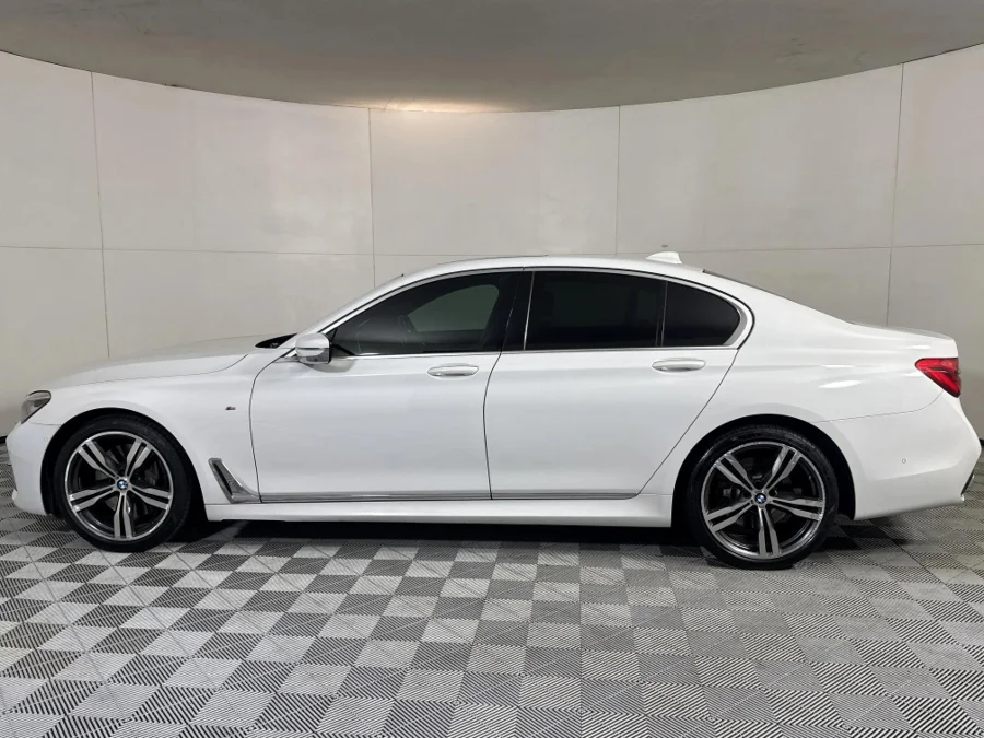 Used 2016 BMW 7 Series 750i - WeBuyCars Midstream Used 2016 BMW 7 Series 750i - WeBuyCars Midstream