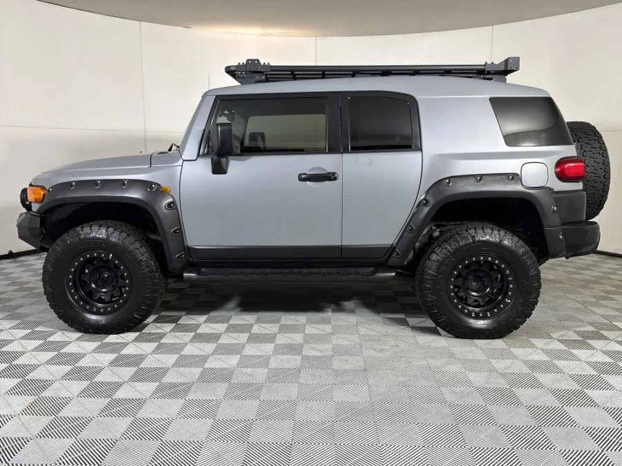 Used 2019 Toyota FJ Cruiser - WeBuyCars Midstream Used 2019 Toyota FJ Cruiser - WeBuyCars Midstream
