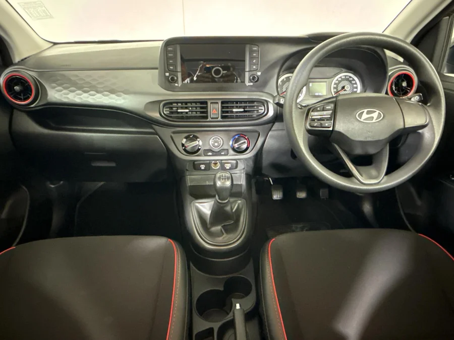Used 2024 Hyundai Grand i10 1.0 Premium hatch - WeBuyCars The Dome