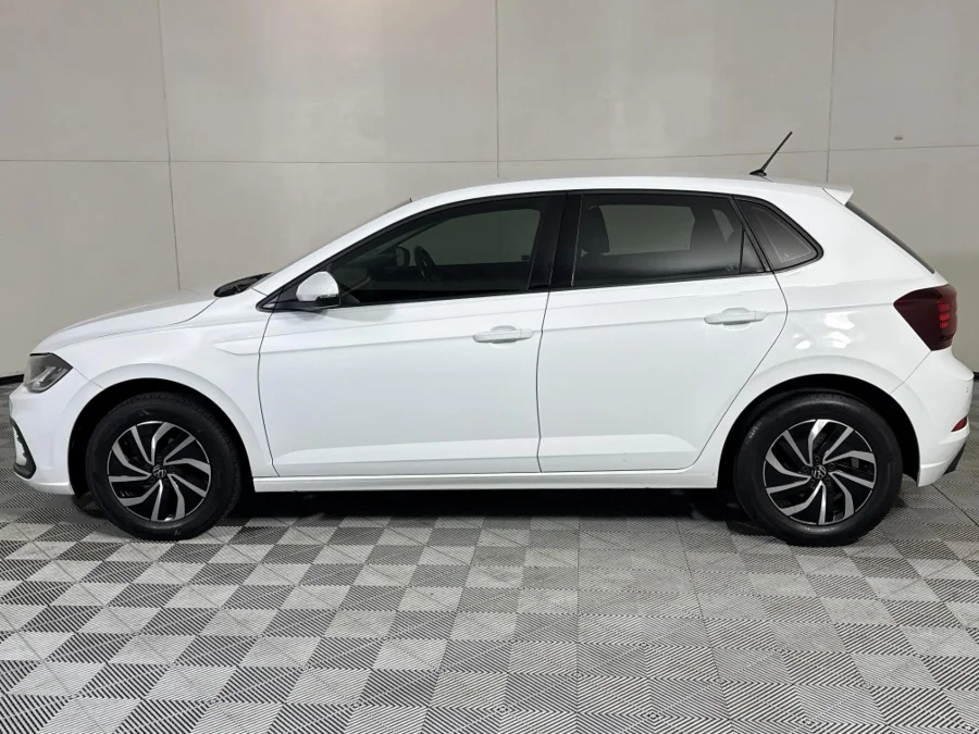 Used 2022 Volkswagen Polo hatch 1.0TSI Life manual - WeBuyCars Midstream