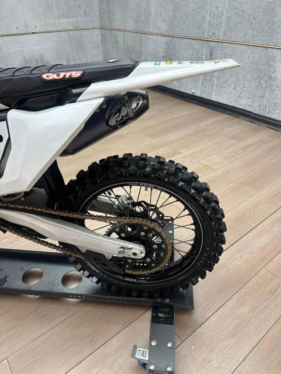 Used 2023 Husqvarna FC 450 Rockstar Edition - UB Leisure Used 2023 Husqvarna FC 450 Rockstar Edition - UB Leisure