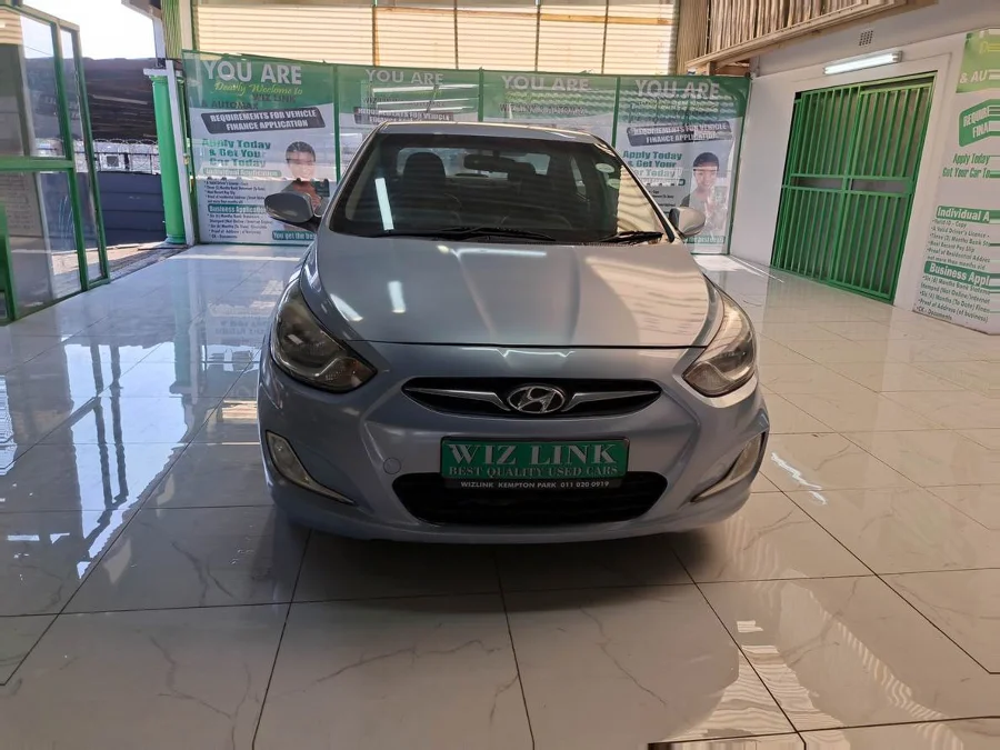 Used 2013 Hyundai Accent sedan 1.6 Motion - Wiz Link Used 2013 Hyundai Accent sedan 1.6 Motion - Wiz Link