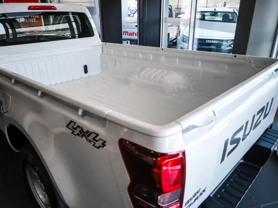 New 2026 Isuzu D-Max 1.9TD single cab L 4x4 manual - Isuzu Woodmead New New 2026 Isuzu D-Max 1.9TD single cab L 4x4 manual - Isuzu Woodmead New
