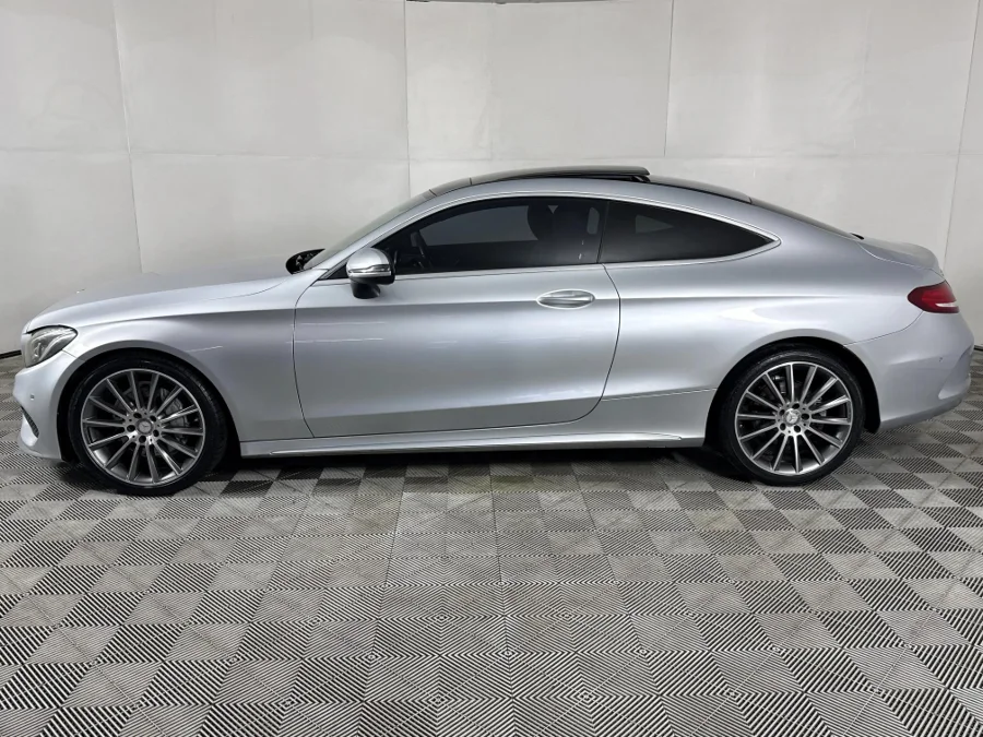 Used 2017 Mercedes-Benz C-Class C220d coupe AMG Line - WeBuyCars The Dome