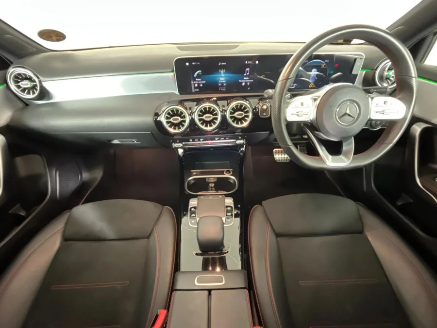 Used 2019 Mercedes-Benz A-Class A250 hatch AMG Line - WeBuyCars Vereeniging