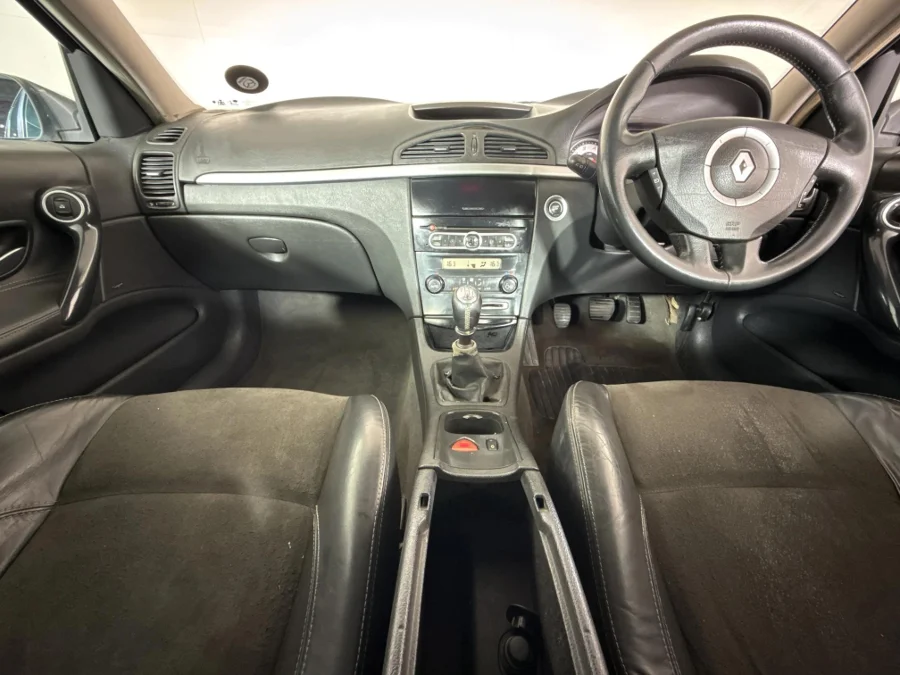 Used 2008 Renault Laguna 2.0T dynamique - WeBuyCars Riverhorse Used 2008 Renault Laguna 2.0T dynamique - WeBuyCars Riverhorse