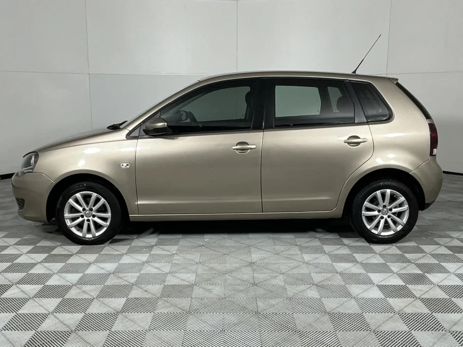 Used 2017 Volkswagen Polo Vivo hatch 1.4 Trendline - WeBuycars East London Used 2017 Volkswagen Polo Vivo hatch 1.4 Trendline - WeBuycars East London