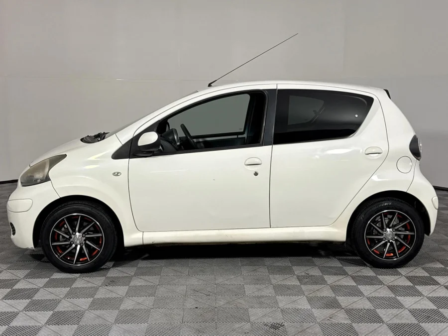 Used 2011 Toyota Aygo 1.0 Wild - WeBuyCars Germiston Used 2011 Toyota Aygo 1.0 Wild - WeBuyCars Germiston