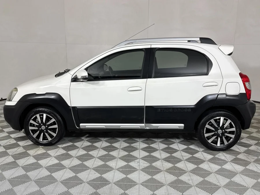 Used 2016 Toyota Etios Cross 1.5 Xs - WeBuyCars JHB South Used 2016 Toyota Etios Cross 1.5 Xs - WeBuyCars JHB South
