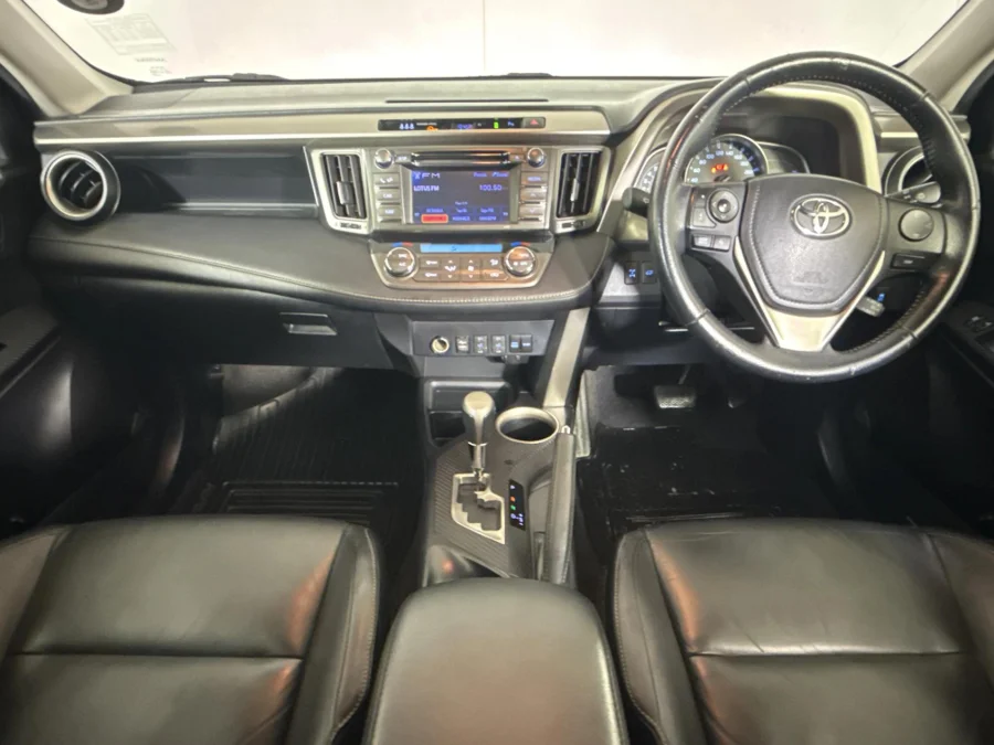 Used 2014 Toyota RAV4 2.5 AWD VX - WeBuyCars Midstream