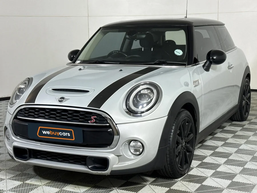 Used 2018 MINI Hatch Cooper S Hatch 3-door Paddy Hopkirk Edition - WeBuyCars Midstream Used 2018 MINI Hatch Cooper S Hatch 3-door Paddy Hopkirk Edition - WeBuyCars Midstream