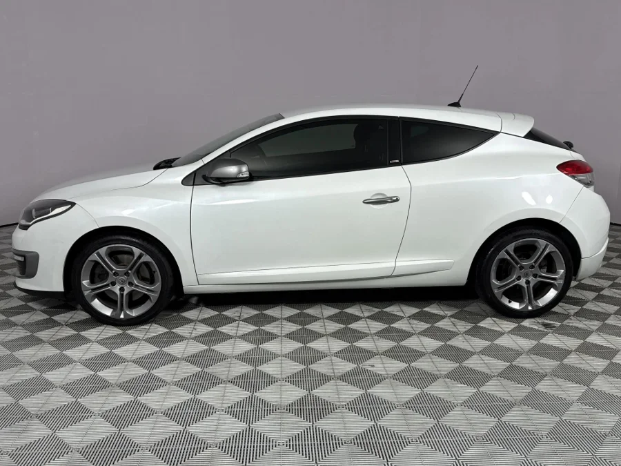 Used 2016 Renault Megane coupe 162kW turbo GT - WeBuyCars Lansdowne Used 2016 Renault Megane coupe 162kW turbo GT - WeBuyCars Lansdowne