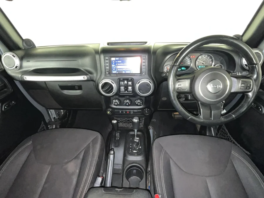 Used 2014 Jeep Wrangler Unlimited Sahara 3.6L 75th Anniversary Edition - WeBuyCars The Dome Used 2014 Jeep Wrangler Unlimited Sahara 3.6L 75th Anniversary Edition - WeBuyCars The Dome