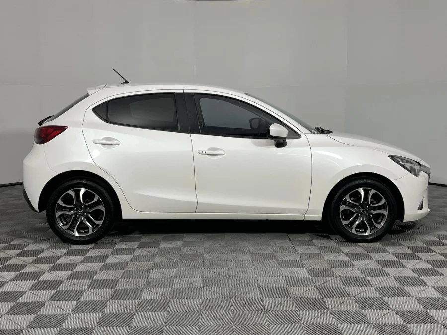 Used 2017 Mazda Mazda2 1.5 Individual auto - WeBuyCars Silverlakes Used 2017 Mazda Mazda2 1.5 Individual auto - WeBuyCars Silverlakes