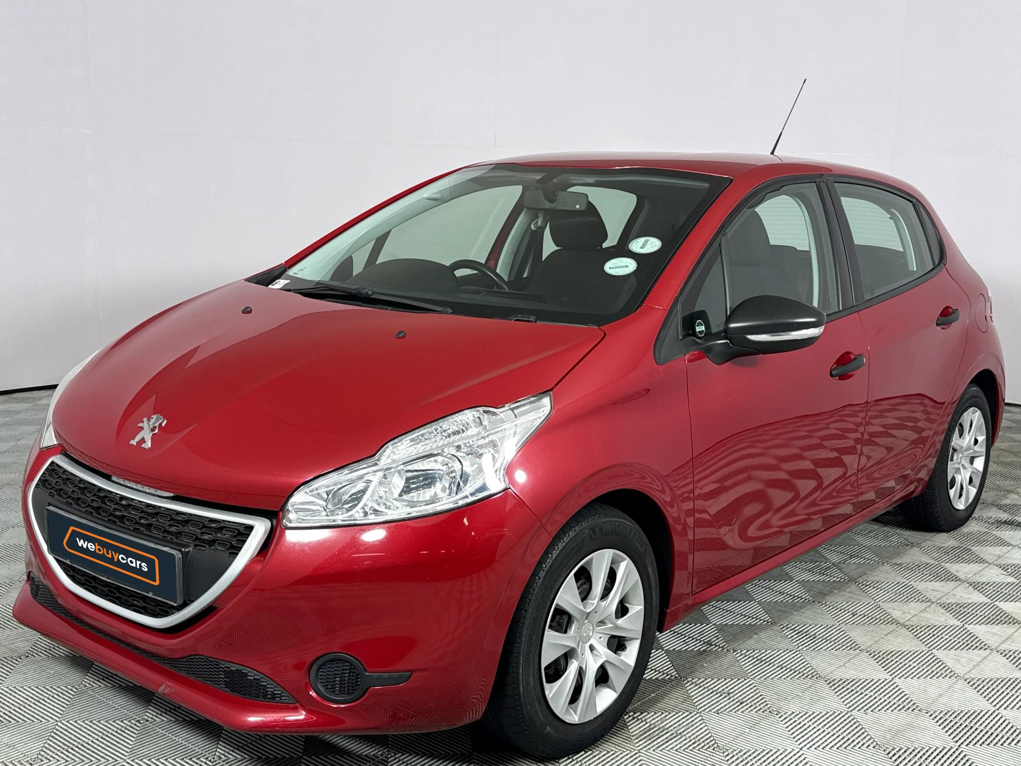 Used 2014 Peugeot 208 5-door 1.2 Access