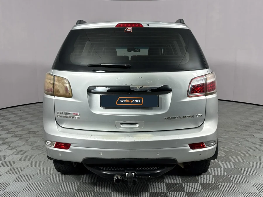 Preloaded Image 14
