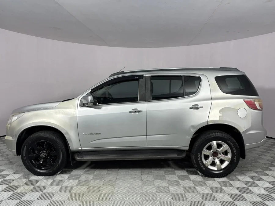 Used 2015 Chevrolet Trailblazer 2.8D 4x4 LTZ auto - WeBuyCars Gqeberha Used 2015 Chevrolet Trailblazer 2.8D 4x4 LTZ auto - WeBuyCars Gqeberha