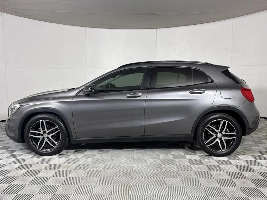 Used 2014 Mercedes-Benz GLA 220d 4Matic Style - WeBuyCars The Dome