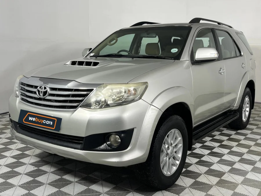 Used 2013 Toyota Fortuner 2.5D-4D - WeBuyCars Silverlakes Used 2013 Toyota Fortuner 2.5D-4D - WeBuyCars Silverlakes
