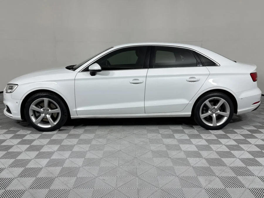 Used 2018 Audi A3 sedan 40TFSI Black Edition - WeBuyCars Vereeniging Used 2018 Audi A3 sedan 40TFSI Black Edition - WeBuyCars Vereeniging
