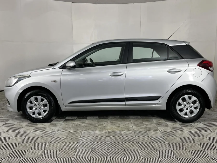 Used 2015 Hyundai i20 1.2 Motion - WeBuyCars The Dome Used 2015 Hyundai i20 1.2 Motion - WeBuyCars The Dome