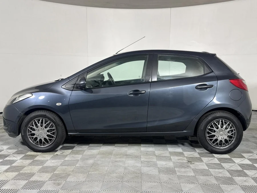 Used 2009 Mazda Mazda2 hatch 1.3 Active - WeBuyCars Riverhorse Used 2009 Mazda Mazda2 hatch 1.3 Active - WeBuyCars Riverhorse