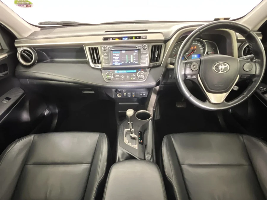 Used 2014 Toyota RAV4 2.2D-4D AWD VX - WeBuyCars The Dome Used 2014 Toyota RAV4 2.2D-4D AWD VX - WeBuyCars The Dome