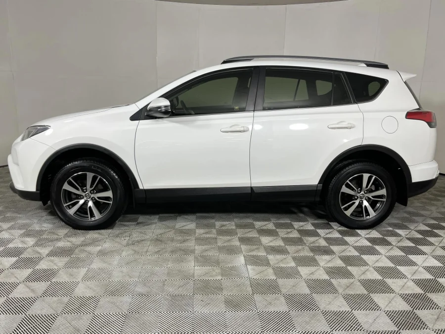 Used 2017 Toyota RAV4 2.0 GX auto - WeBuyCars The Dome Used 2017 Toyota RAV4 2.0 GX auto - WeBuyCars The Dome