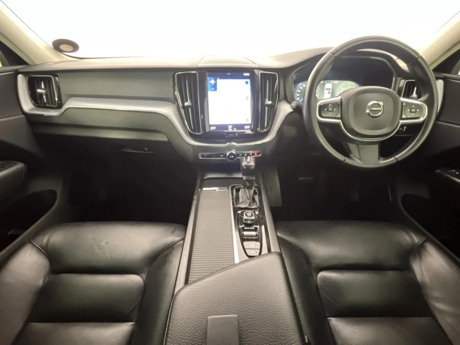 Used 2019 Volvo XC60 D4 AWD Momentum - WeBuyCars Germiston