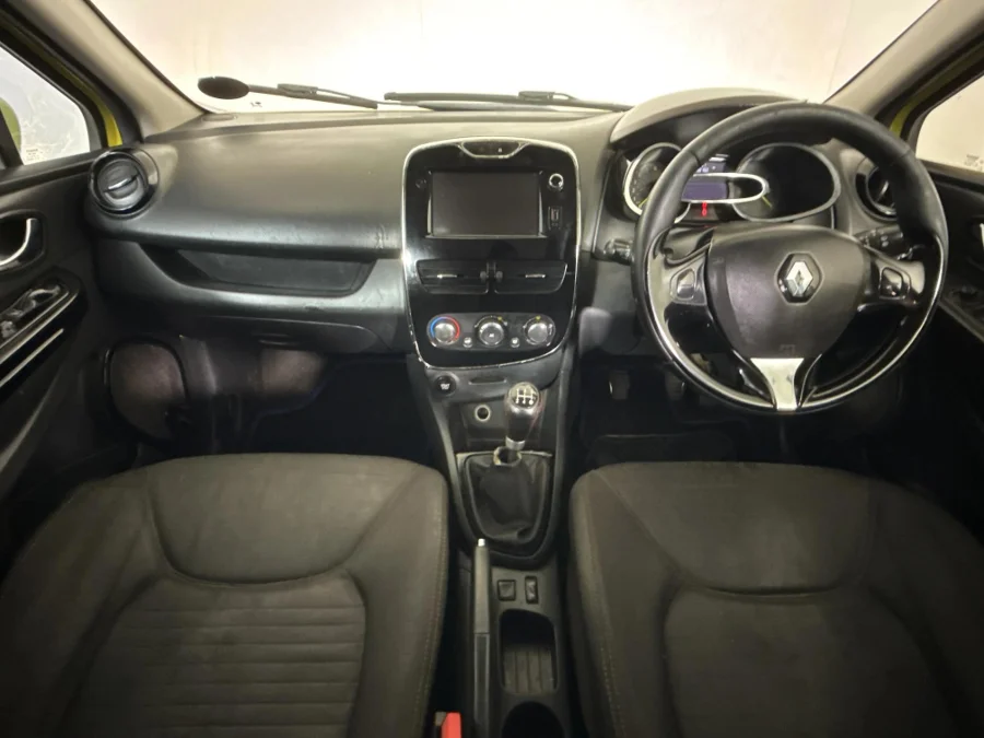 Used 2013 Renault Clio 66kW turbo Dynamique - WeBuyCars JHB South