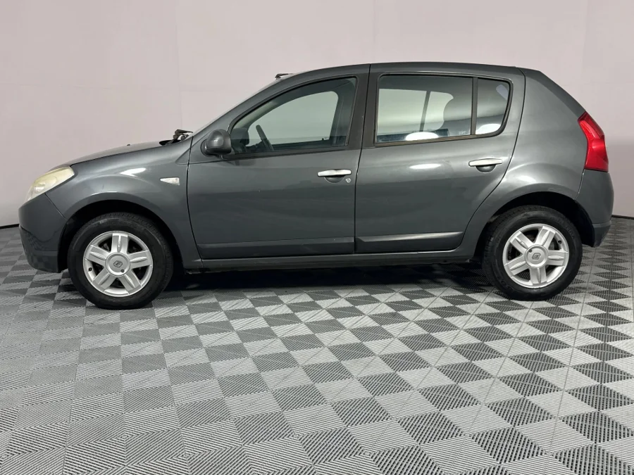Used 2012 Renault Sandero 1.6 Dynamique - WeBuyCars Brackenfell Cape Town Used 2012 Renault Sandero 1.6 Dynamique - WeBuyCars Brackenfell Cape Town