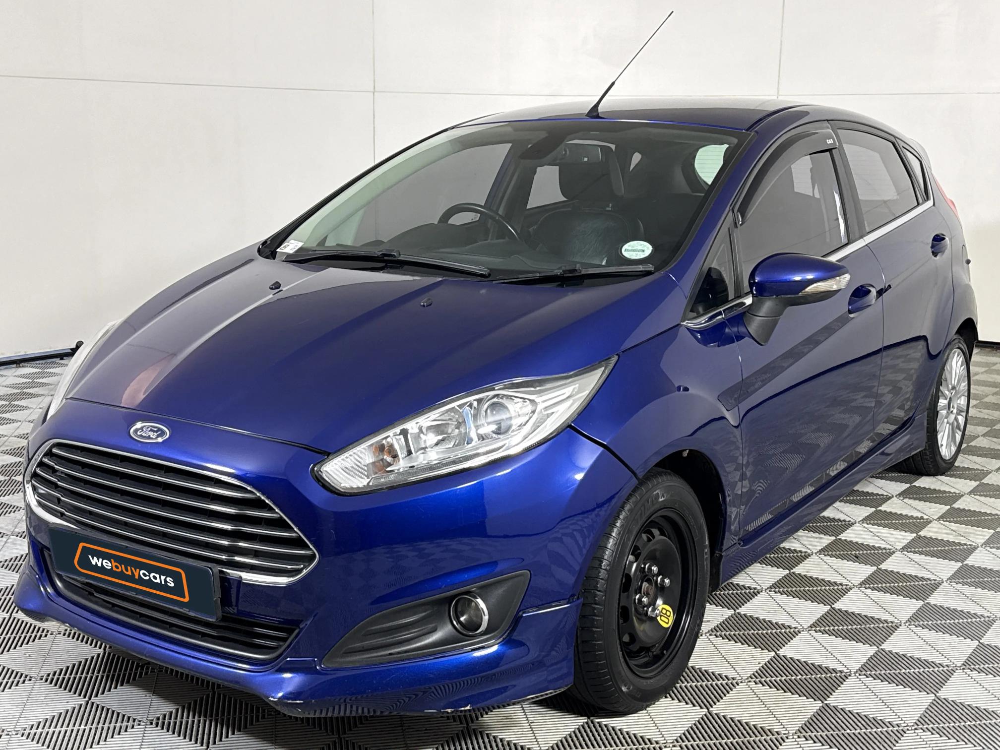 Used 2016 Ford Fiesta 5-door 1.0T Titanium auto