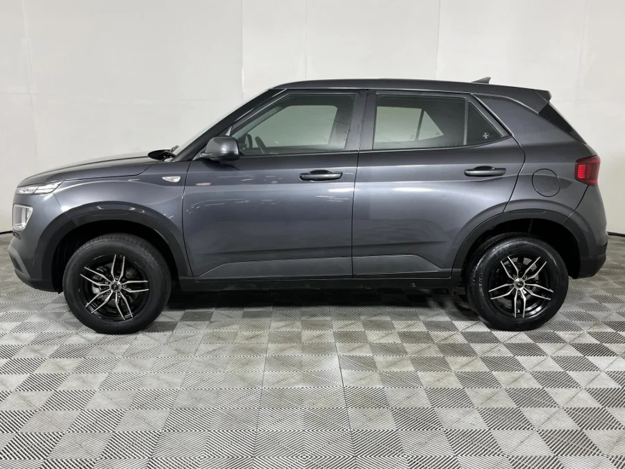 Used 2021 Hyundai Venue 1.0T Motion - WeBuyCars The Dome