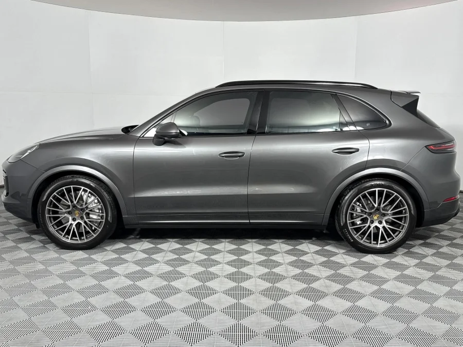 Used 2019 Porsche Cayenne turbo - WeBuyCars Lansdowne Used 2019 Porsche Cayenne turbo - WeBuyCars Lansdowne