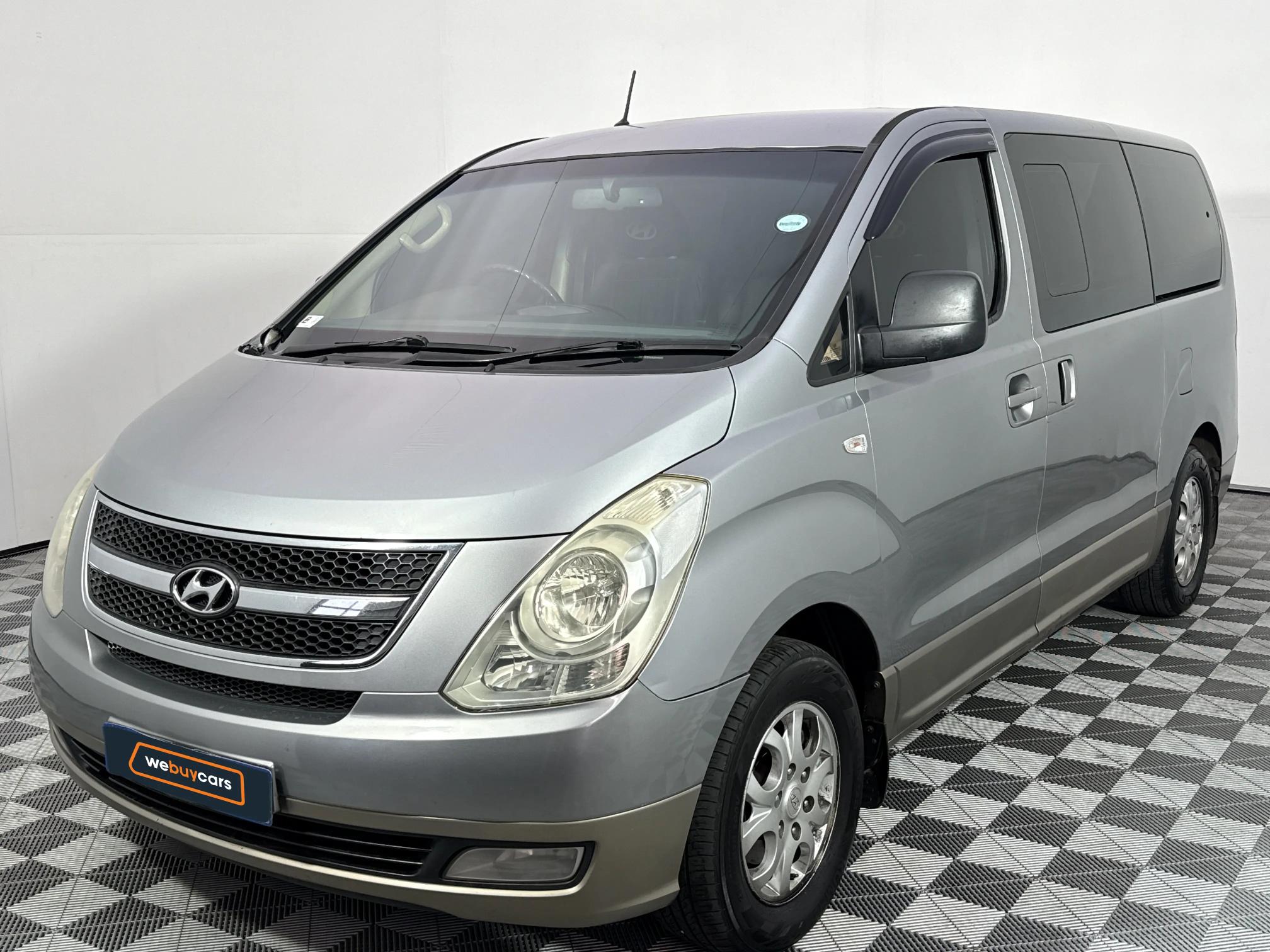 Used 2011 Hyundai H-1 2.4 bus Executive