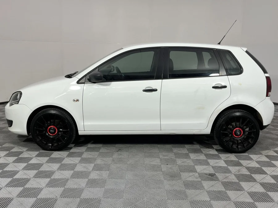 Used 2017 Volkswagen Polo Vivo sedan 1.4 Trendline - WeBuyCars Germiston
