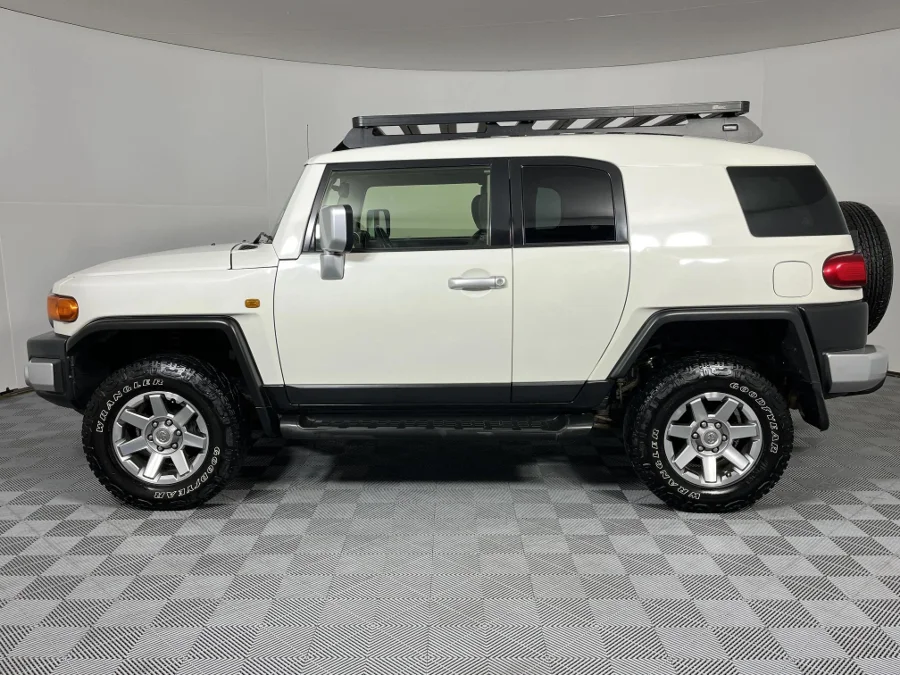 Used 2016 Toyota FJ Cruiser - WeBuyCars Montana