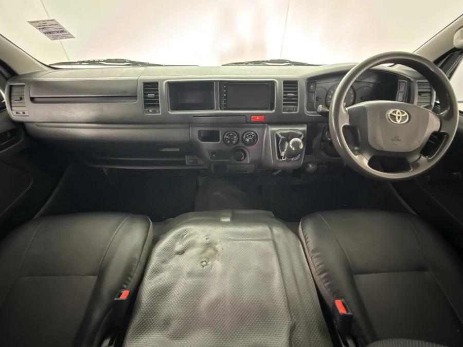 Used 2021 Toyota Quantum 2.5D-4D Ses-fikile - WeBuycars East London Used 2021 Toyota Quantum 2.5D-4D Ses-fikile - WeBuycars East London