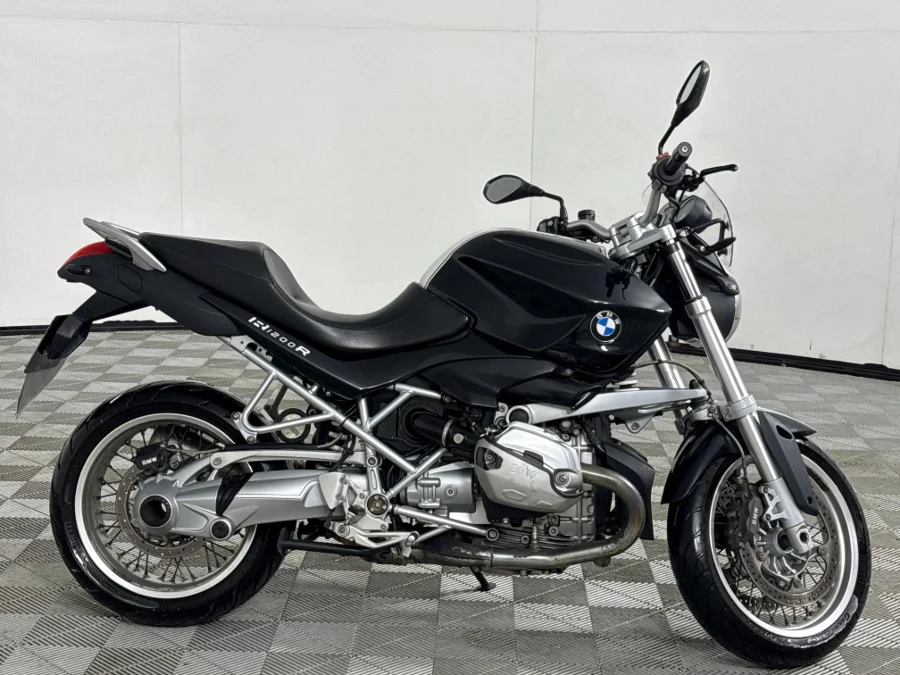 Used 2011 BMW R Series R 1200 R ABS H/grips - WeBuyCars George Used 2011 BMW R Series R 1200 R ABS H/grips - WeBuyCars George