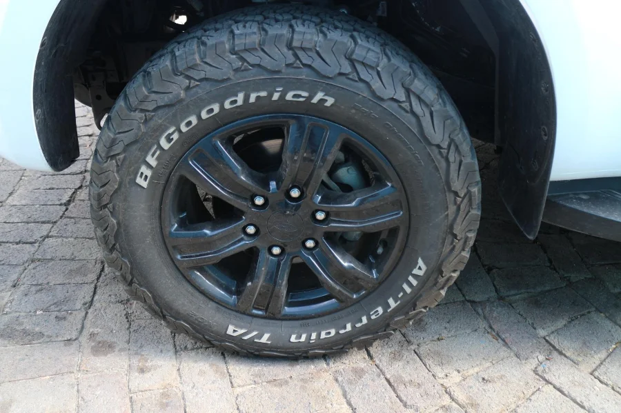 Used 2019 Ford Ranger 3.2TDCi double cab Hi-Rider XLT auto - OMC Motors Used 2019 Ford Ranger 3.2TDCi double cab Hi-Rider XLT auto - OMC Motors