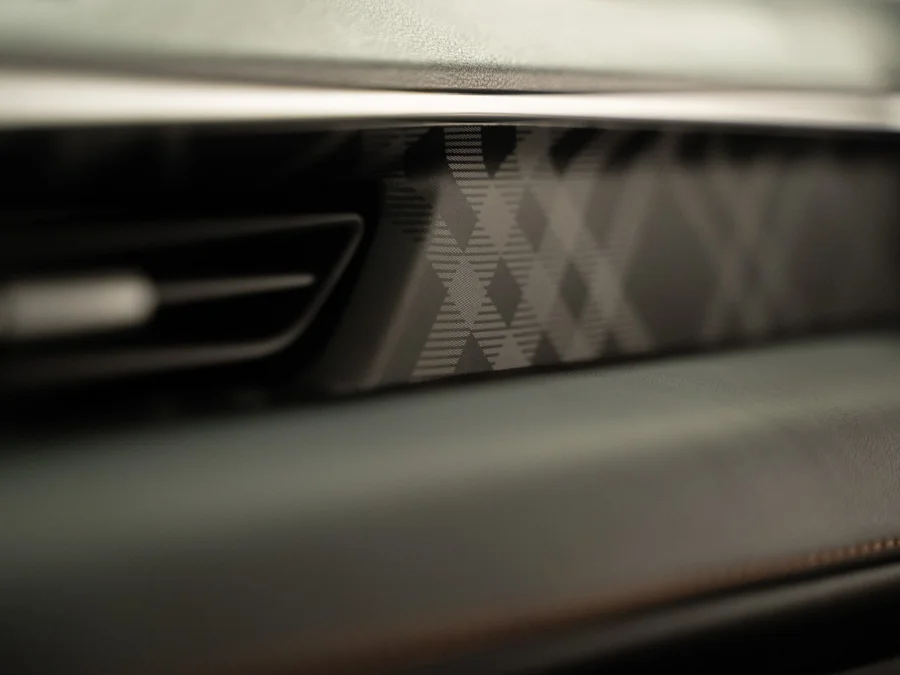 Preloaded Image 24