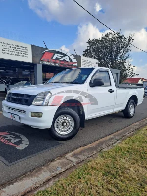 Used 2013 Isuzu KB 200 Fleetside