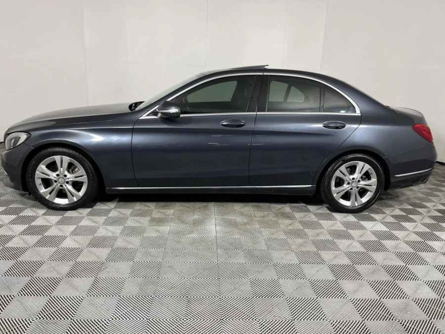 Used 2015 Mercedes-Benz C-Class C200 auto - WeBuyCars The Dome