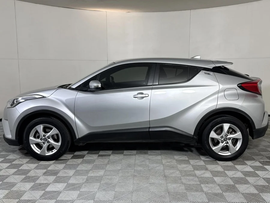 Used 2017 Toyota C-HR 1.2T Plus manual - WeBuyCars Midstream Used 2017 Toyota C-HR 1.2T Plus manual - WeBuyCars Midstream