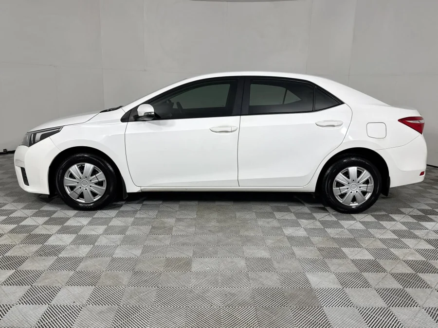 Used 2017 Toyota Corolla 1.6 Esteem - WeBuyCars George